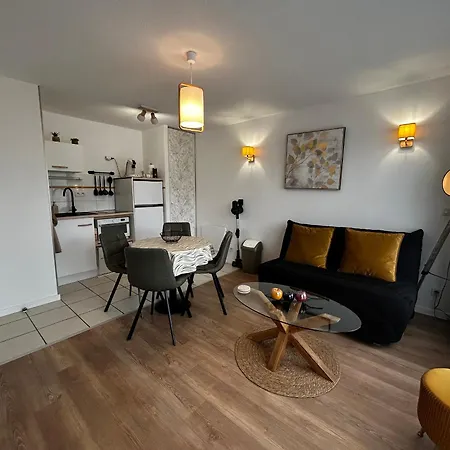 T2 Renove Avec Wifi Et Parking A 200m Des Thermes - Fr-1-541-169 Διαμέρισμα