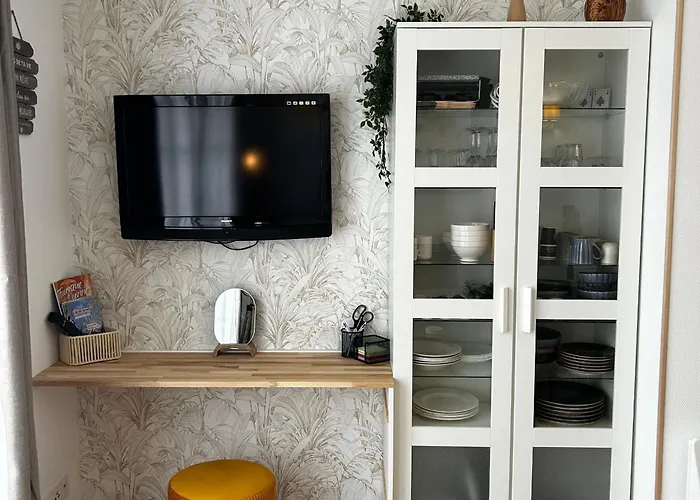 Luminosité Et Confort à 200m Des Thermes! Avec Wifi, Piscine Et Parking Privé. - Fr-1-541-169 Apartamento